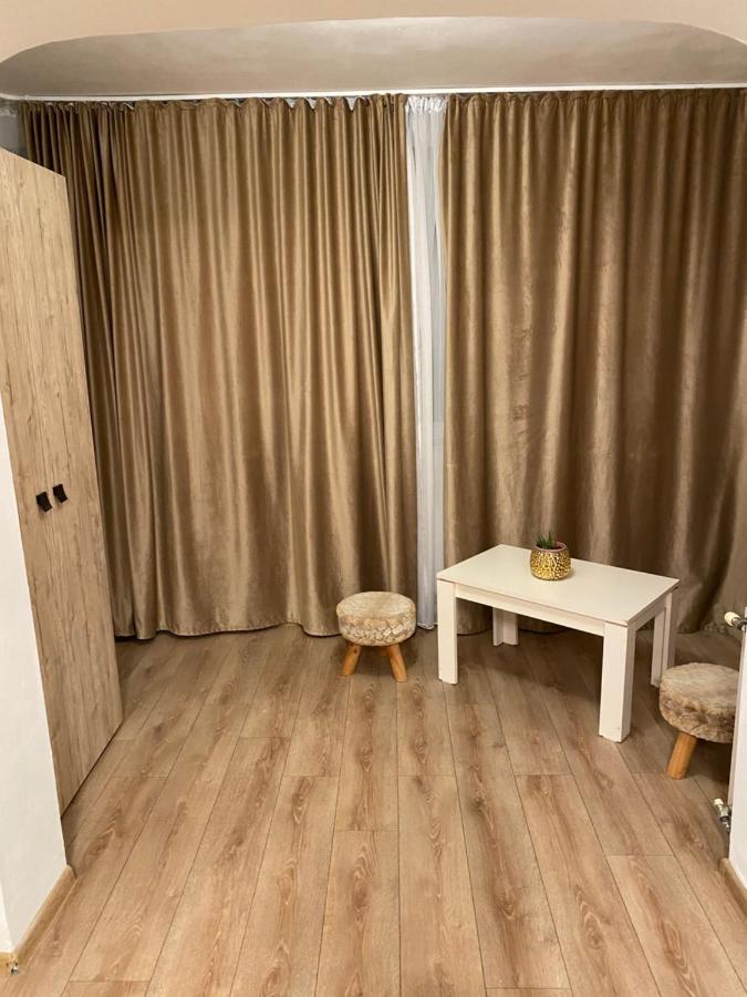 Aparthotel Брашов Экстерьер фото